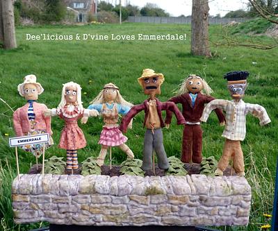 Emmerdale Scarecrows looking after a mud cake (of course!) - Cake by Deeliciousanddivine