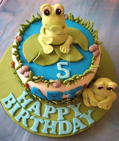 Frogs - Cake by Totally Scrumptious