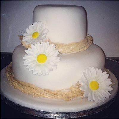 Tiny wedding cake - Cake by Cakeadoodledee