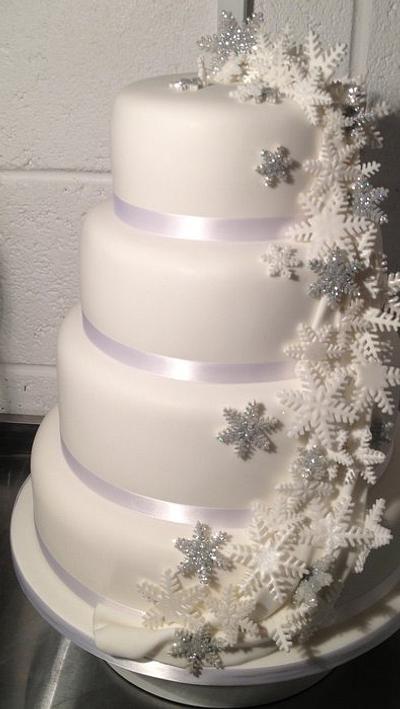 Snowflake wedding cake  - Cake by Symphony in Sugar