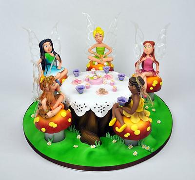 Tinkerbell and friends - Cake by Sue Butterworth