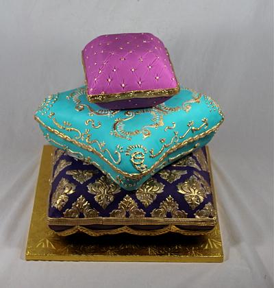 pillow cake - Cake by soods