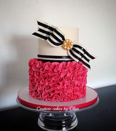 Hot pink bd cake - Cake by Couture cakes by Olga