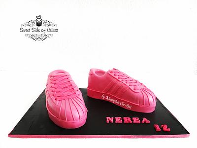 Pink Adidas Original Superstar Sneaker - Cake by Sweet Side of Cakes by Khamphet 