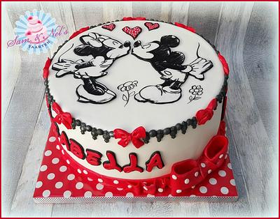 Minnie Mouse Handpainted - Cake by Sam & Nel's Taarten