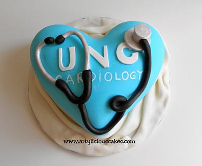 Mini UNC Heart cake - Cake by iriene wang