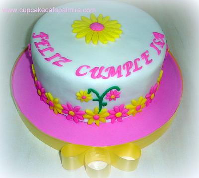 Birthday Cake - Cake by Cupcake Cafe Palmira