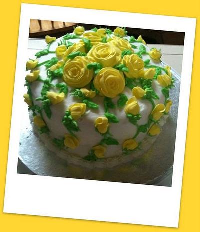 Yellow Roses - Cake by Aida Martinez