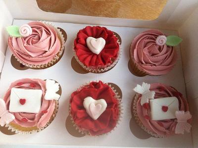 Happy Valentines Day  - Cake by Jodie Taylor