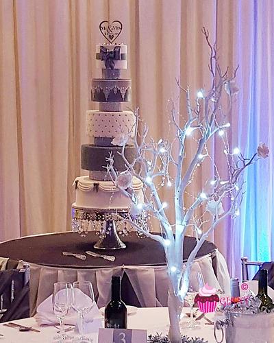Winter wonderland wedding - Cake by Amelia Rose Cake Studio