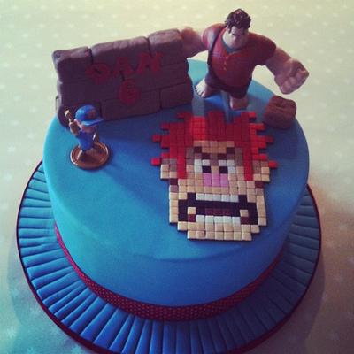 Wreck it Ralph Cake - Cake by LREAN