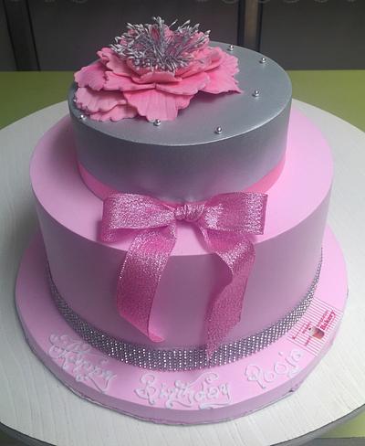 Pretty in pink  - Cake by Michelle's Sweet Temptation
