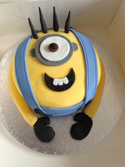 Minion cake - Cake by Kayleighscakes