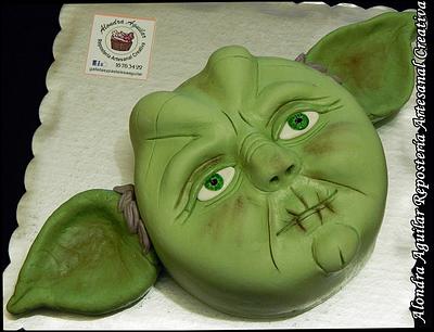 Yoda Cake - Cake by Alondra Aguilar