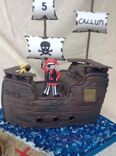 Pirate ship  - Cake by Tiggylou's cakes 