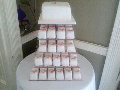 Mini Wedding Cakes & Matching Top Cake - Cake by EmzCakes