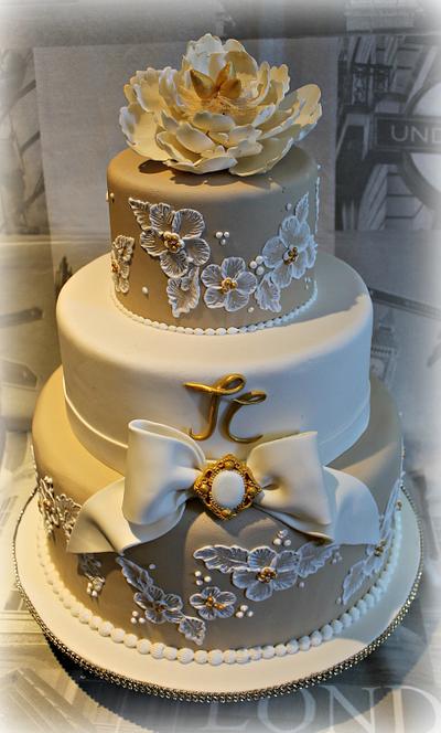Golden wedding - Cake by Sabrina Di Clemente