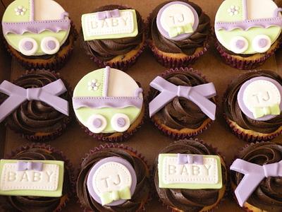 baby shower cupcakes - Cake by Dani Johnson