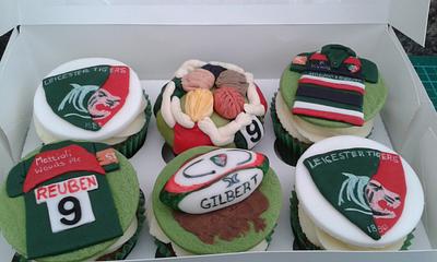 Rugby cupcakes - Cake by Karen's Kakery