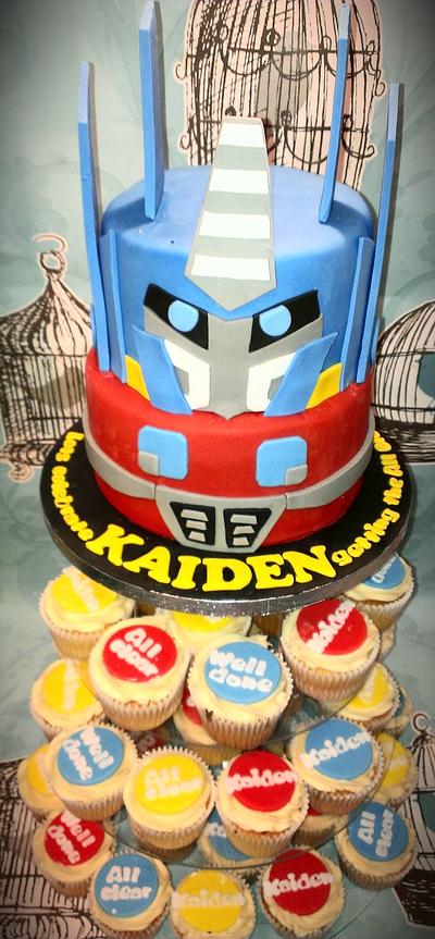 Transformers - Cake by Cakes galore at 24
