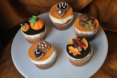 Thanksgiving cupcakes . - Cake by cakeImake 