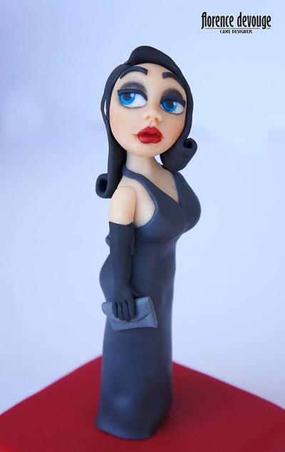 Glamour girl - Cake by Florence Devouge