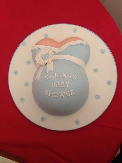 Baby shower cake  - Cake by The Sweetest Things Couture Cakes