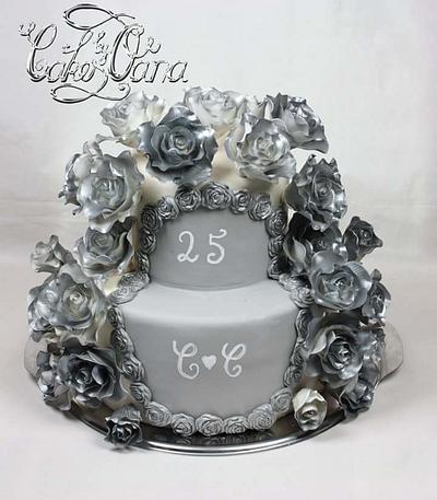 Silver weddingcake  - Cake by cakesbyoana