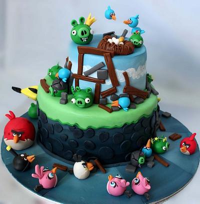 Angry Birds cake and cupcakes - Cake by Star Cakes