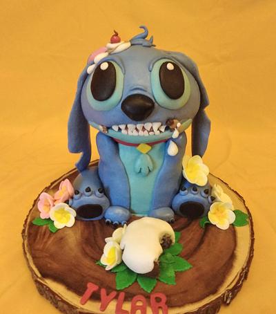 Stitch ate the cake!! - Cake by Cup N Cakes a la C'ART by Karen