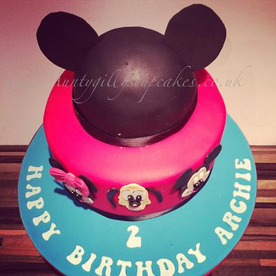 Mickey Mouse & Friends - Cake by Gill Earle