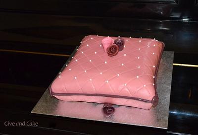 pillow cake - Cake by giveandcake
