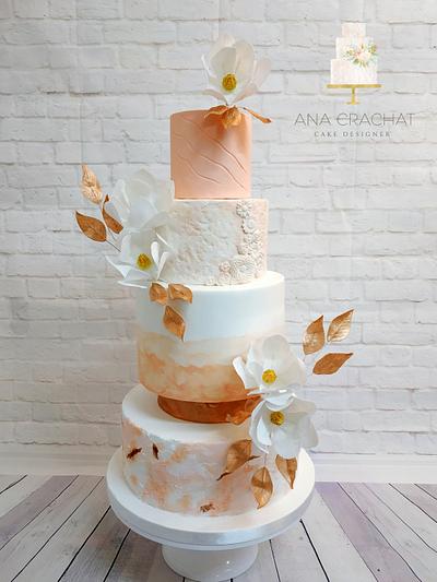 Coral textured Wedding Cake  - Cake by Ana Crachat Cake Designer 