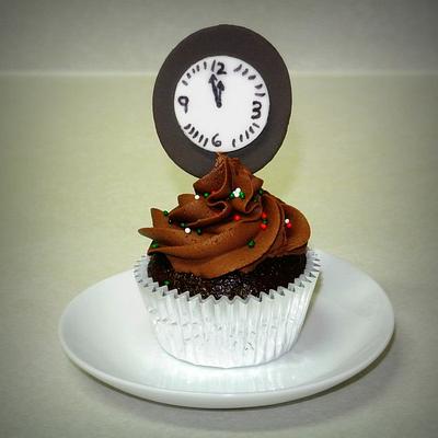 New Year's Countdown Cupcakes - Cake by FiasCreations