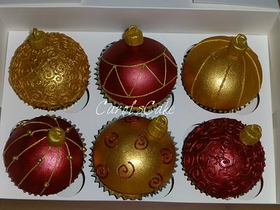 Christmas cupcake Baubles  - Cake by carolscake