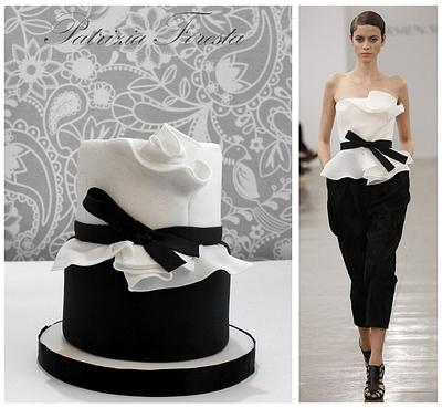 Fashion cake B/W - Cake by Patrizia Foresta