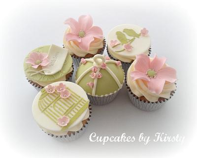 Vintage birdcage cupcakes  - Cake by Kirsty 