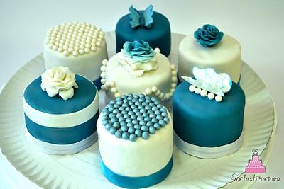 Mini cakes - Cake by Nataša 