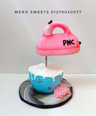 Pink and Blue cake - Cake by Meroosweets