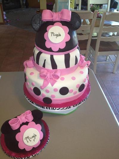 Minnie Mouse Cake - Cake by Courtney Healan