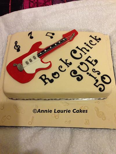Rock Chick - Cake by annielauriecakes
