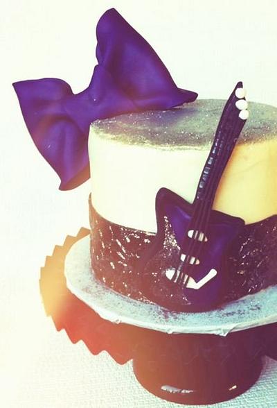 rock and roll cake - Cake by milissweets