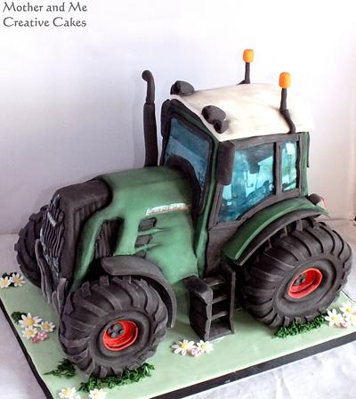 Fendt Tractor - Cake by Mother and Me Creative Cakes