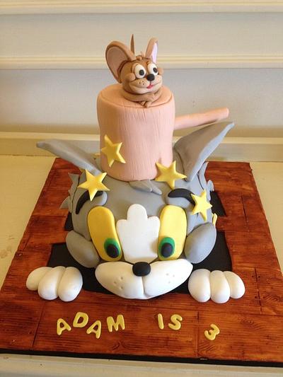 Tom & Jerry  - Cake by icedtouchcakes