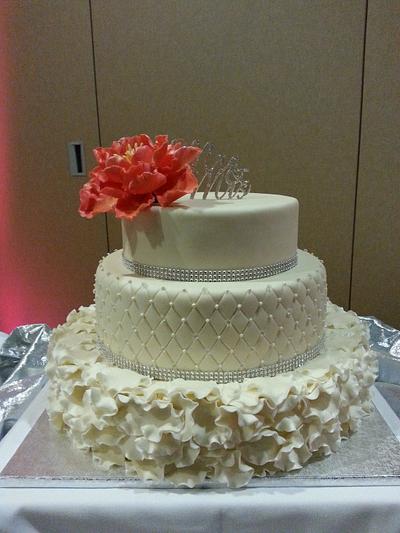 Wedding dress inspired Wedding cake - Cake by Danielle