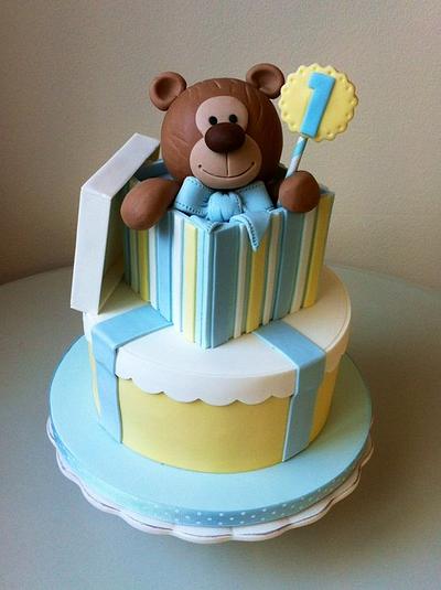 Teddy in the box - Cake by Bella's Bakery