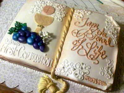 First Communion - Cake by Natasha Marie