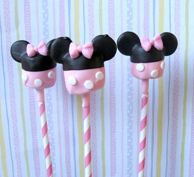 Minnie & Mickey Marshmallow Pops - Cake by Sweet Creations