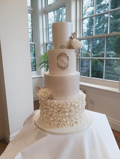 4 tier ivory wedding cake - Cake by Jo