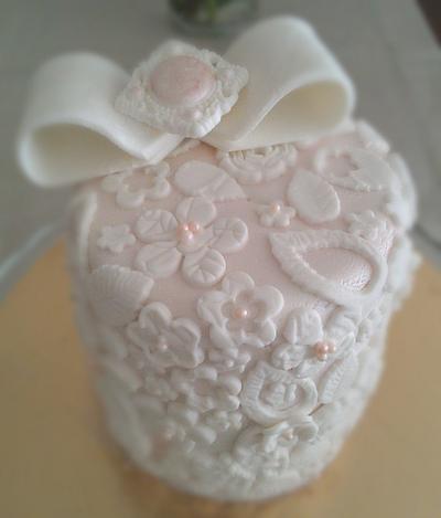 Lace Inspired - Cake by Domnaki's